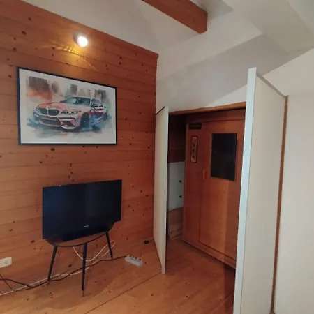 Gallery Apartmant In A Apartment *